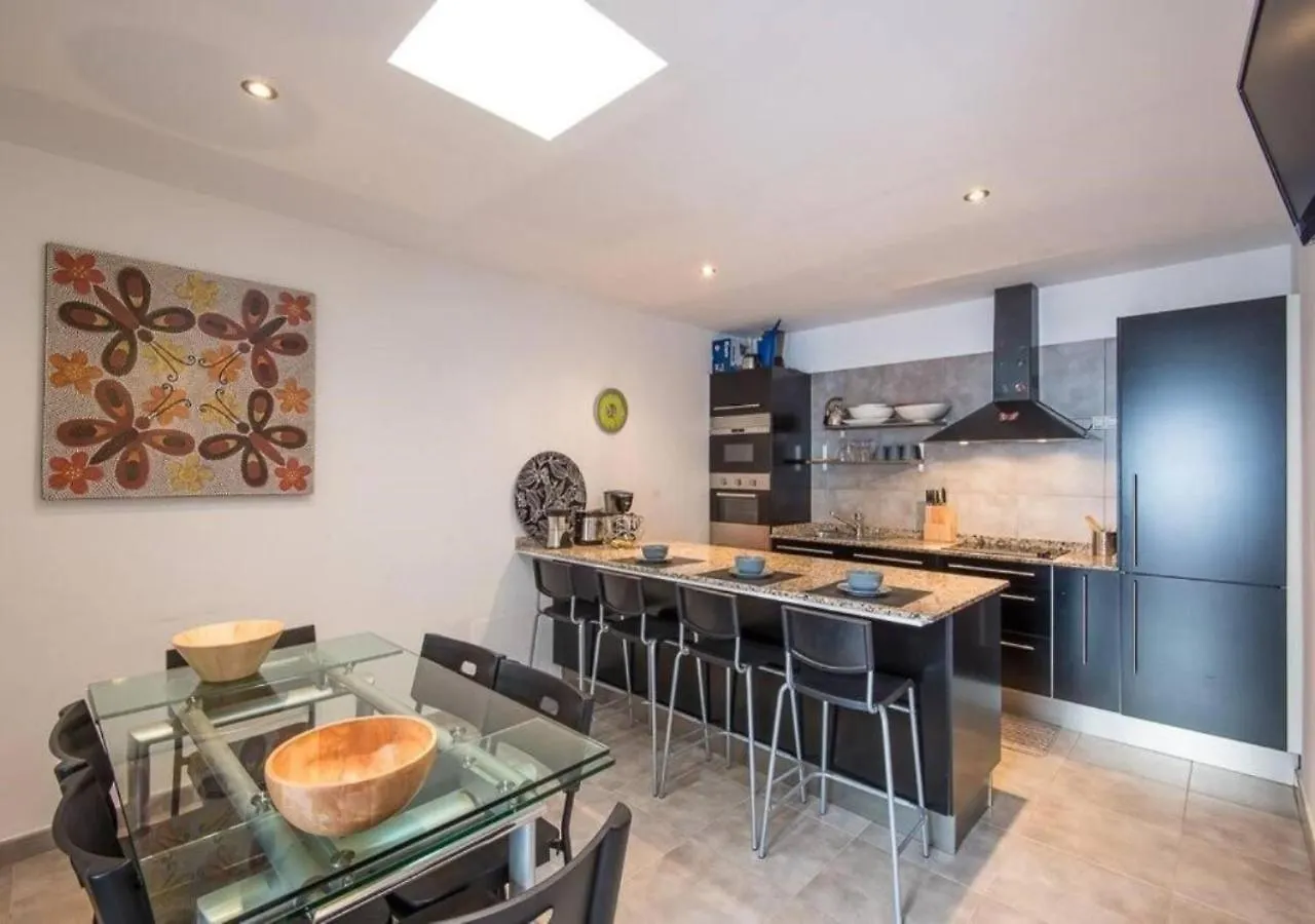 Villa Maiteren Etxea- 4 Beds Property With Private Pool Playa Blanca  Hiszpania