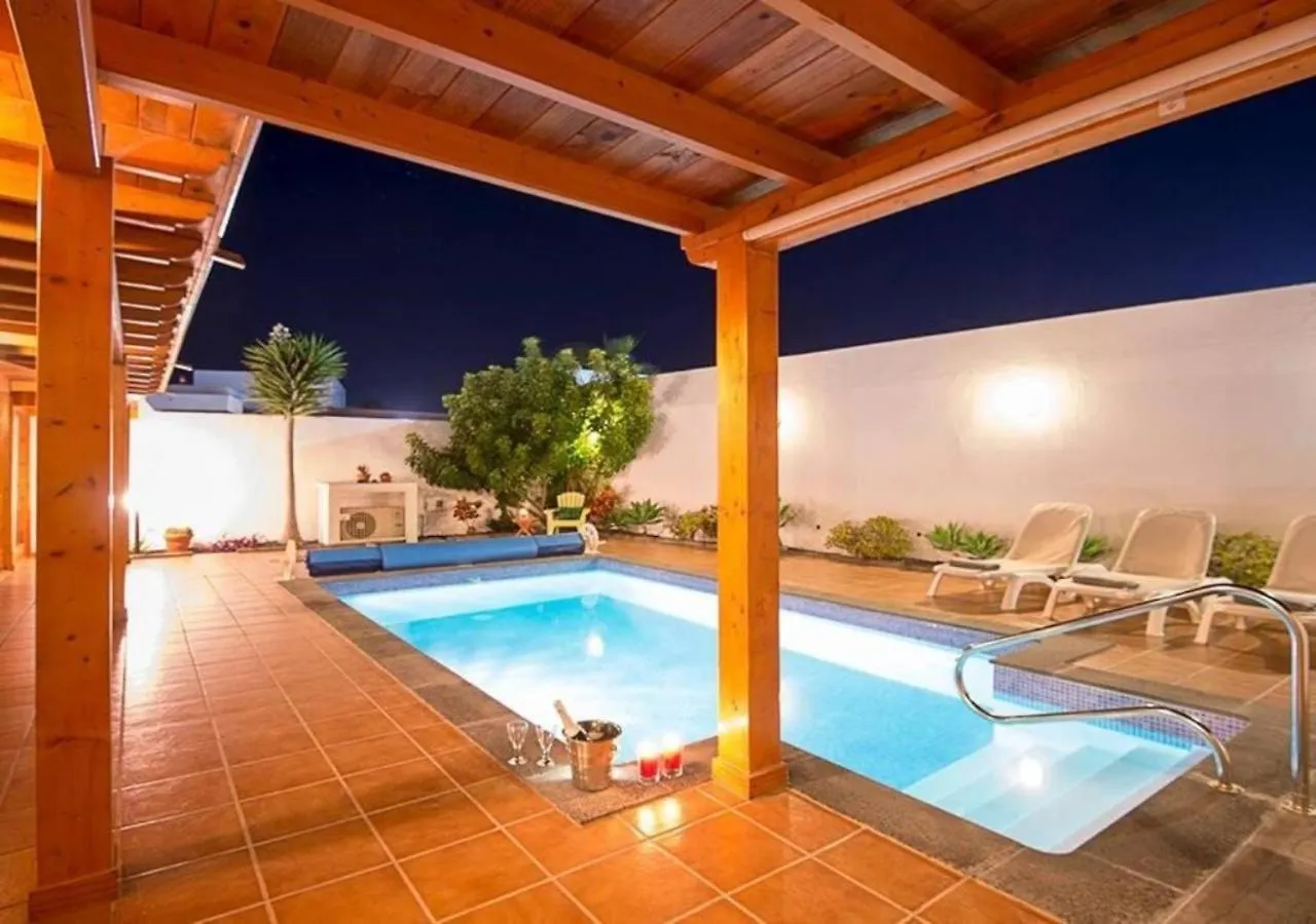 Villa Maiteren Etxea- 4 Beds Property With Private Pool Playa Blanca  0*, Playa Blanca (Lanzarote) Hiszpania